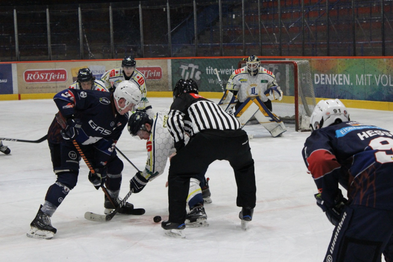Tornados erkämpfen sich Matchball in Krimi gegen Eisbären
